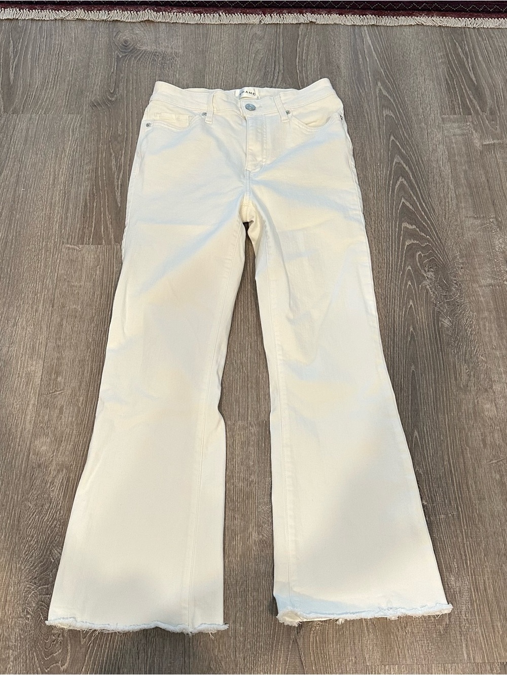 Frame white jeans size 27 ankle flare